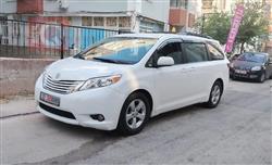 تويوتا سيينا